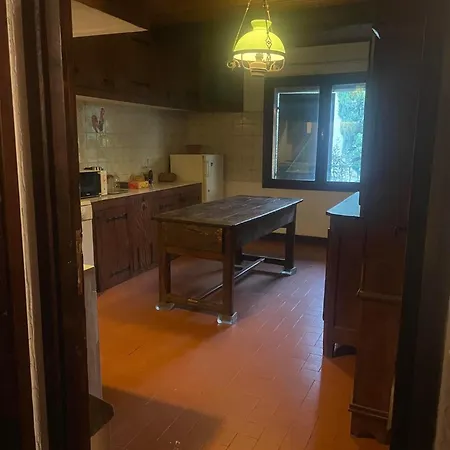 Belle En Bois Chez Antoine * Montpellier