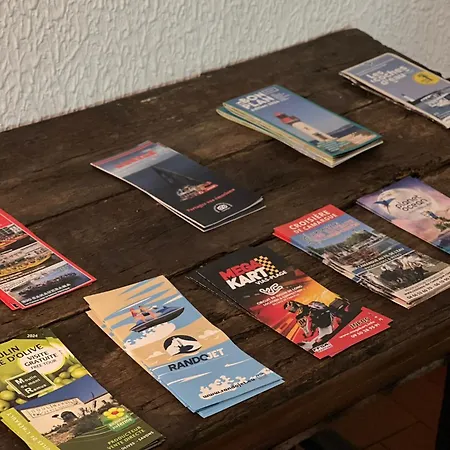 Belle En Bois Chez Antoine * Montpellier