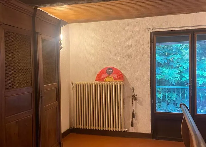 Belle En Bois Chez Antoine * Montpellier