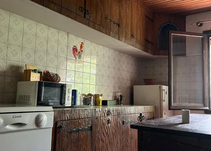 Belle En Bois Chez Antoine